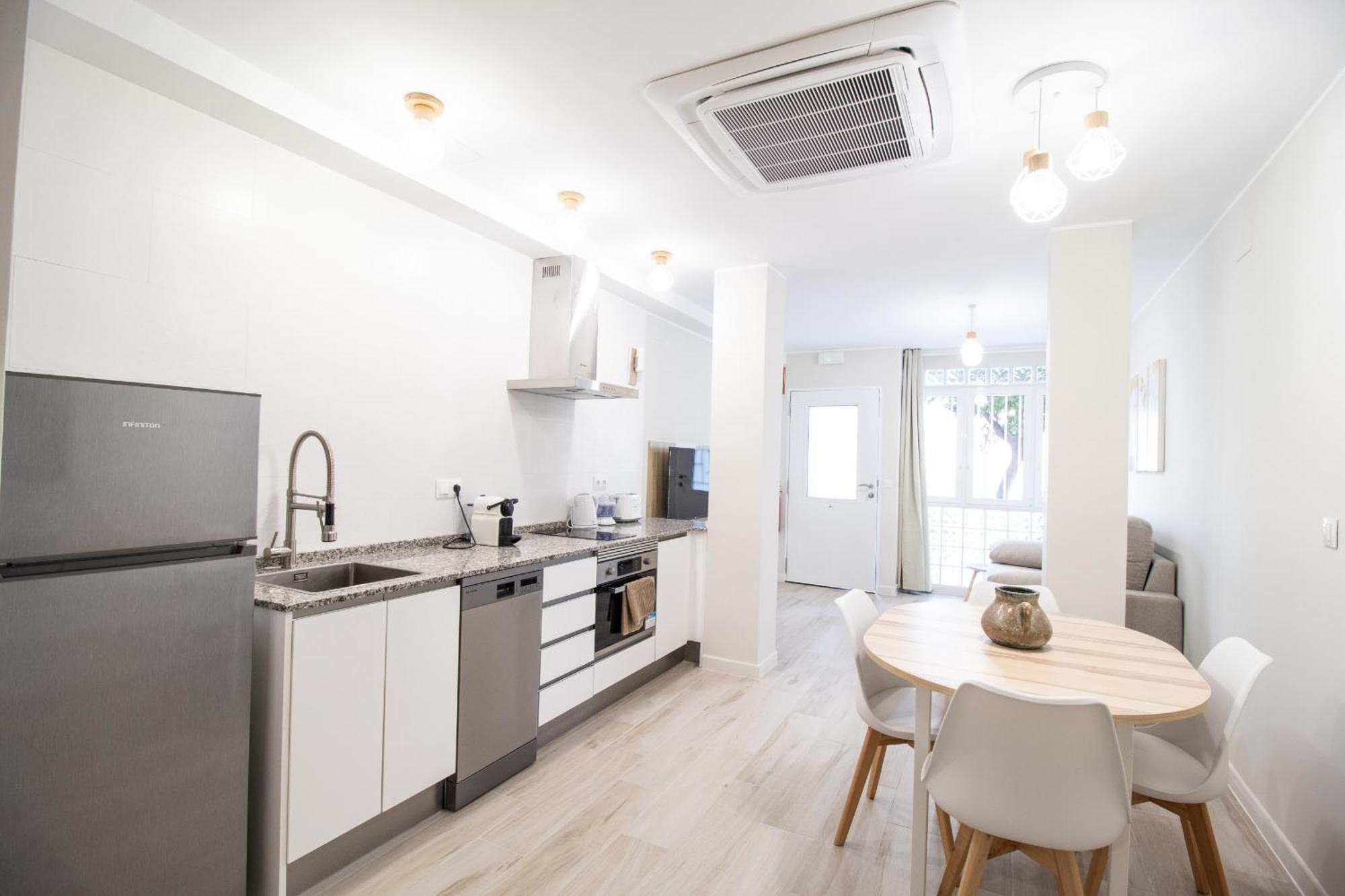 Nautical Flats By Concept Apartment Valencia Exterior photo